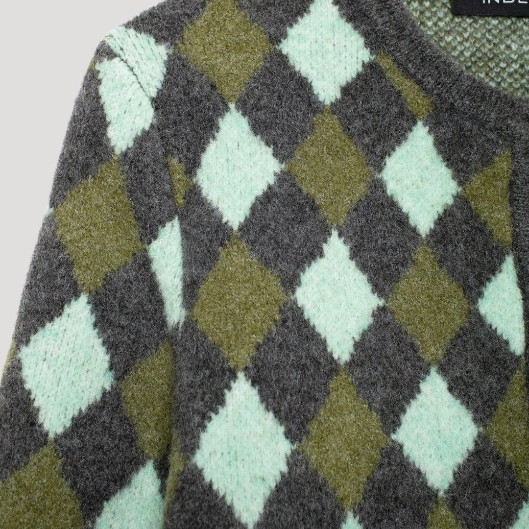 Kofta dam – kort grön stickad med knappar