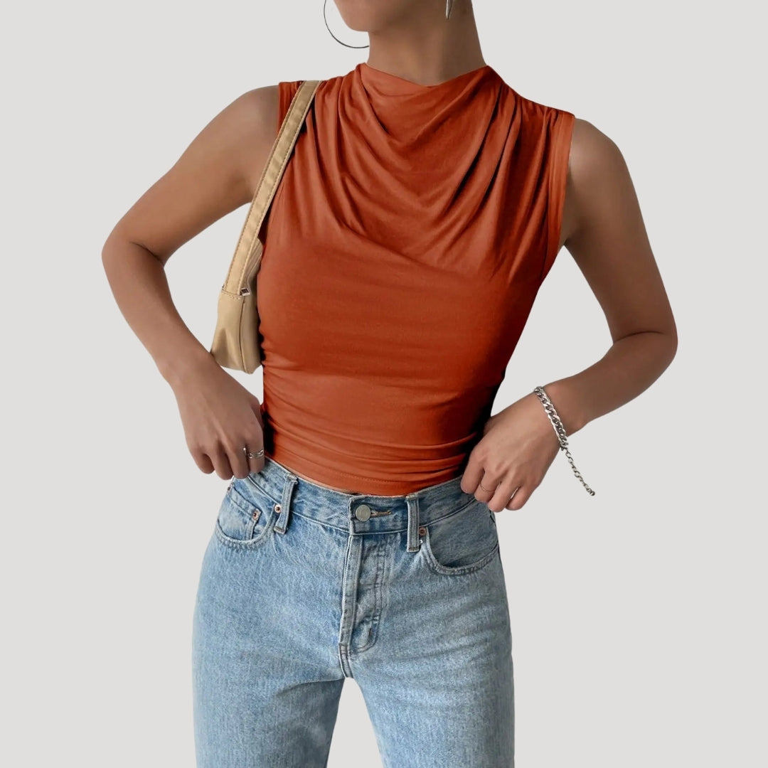 Draperad topp dam – ärmlös festtopp med hög hals