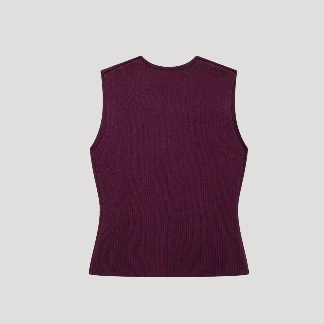 Matchande set dam – väst med plisserad kjol