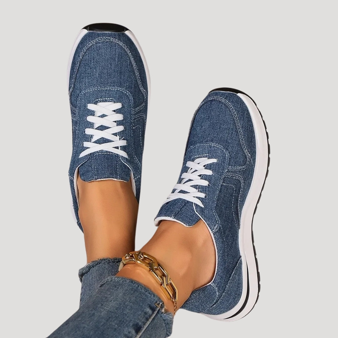 Sneakers dam – denimlook med snörning och dämpning