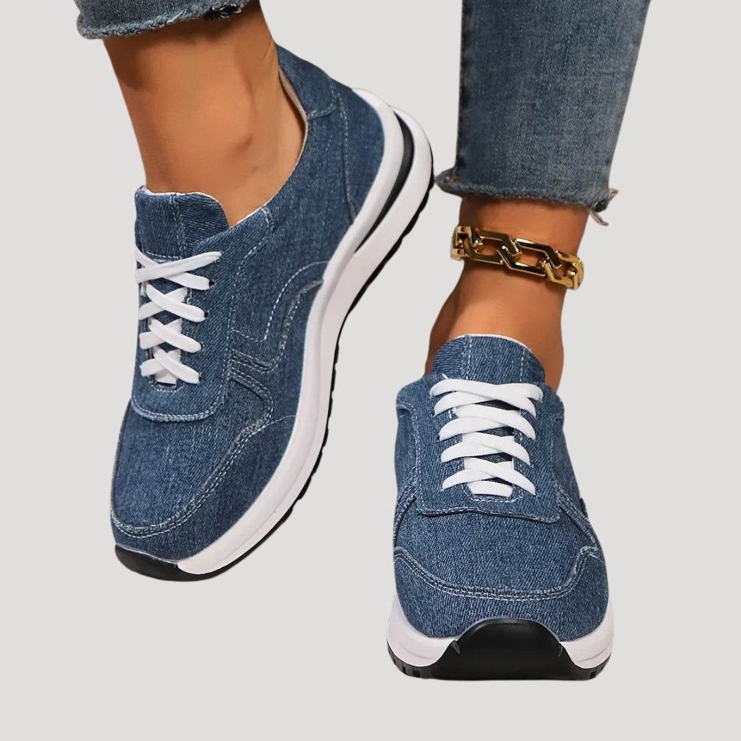 Sneakers dam – denimlook med snörning och dämpning