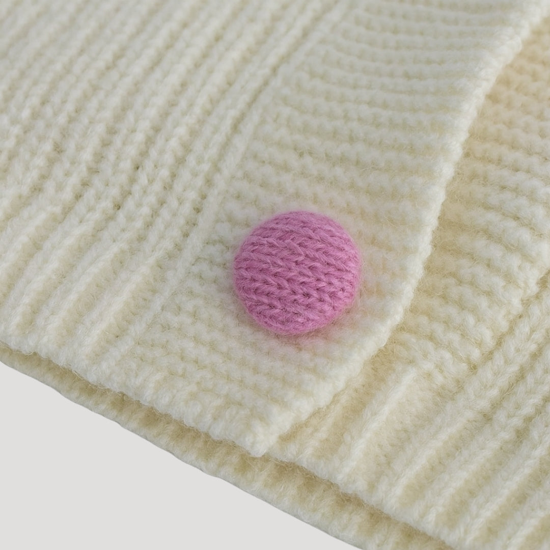 Chunky knit cardigan in beige with strawberry details. 3