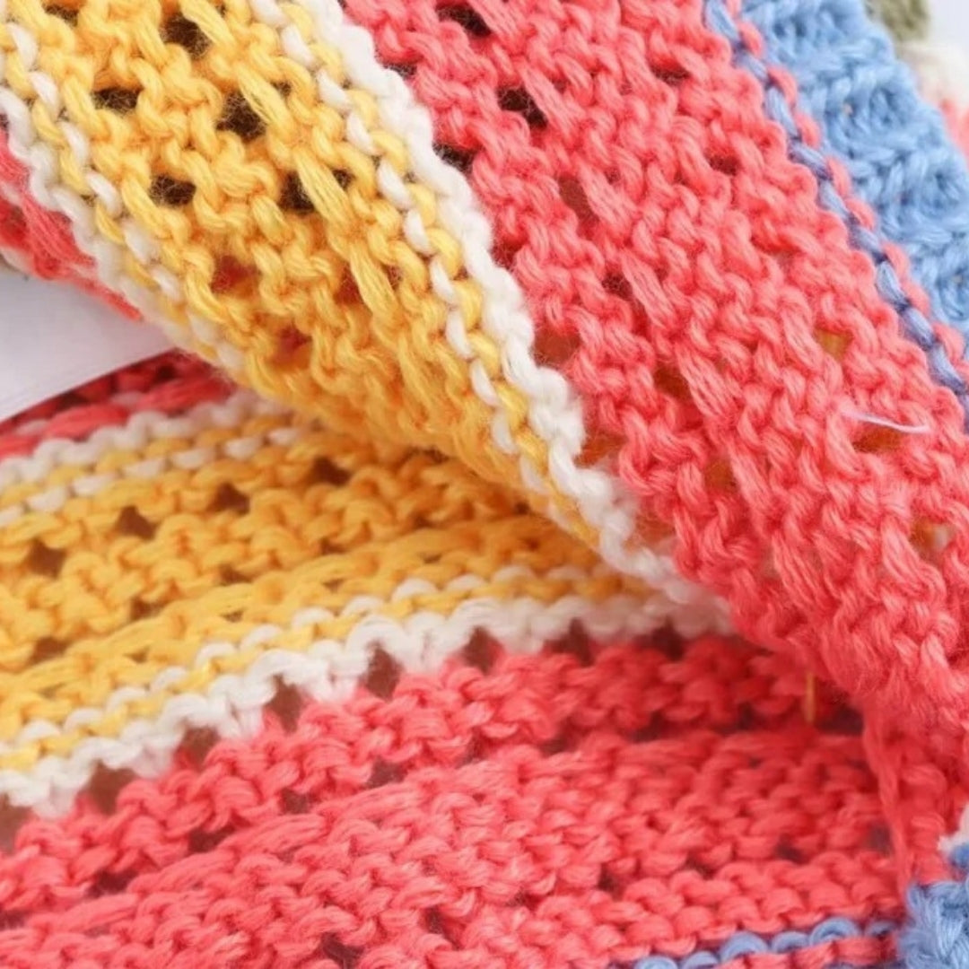 Randig virkad cardigan i beige med kort ärm och avslappnad passform. 3