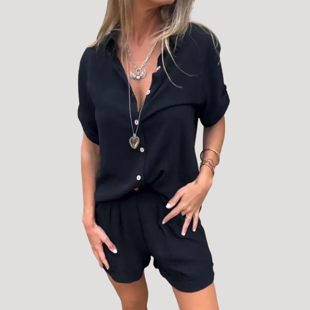 Dam tvådelat set med skjorta och shorts