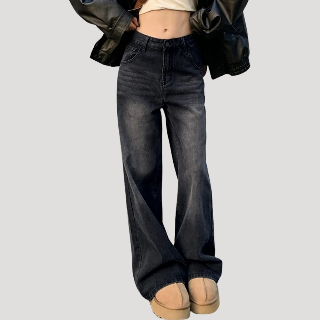 Dam svarta vida jeans med hög midja och rak passform
