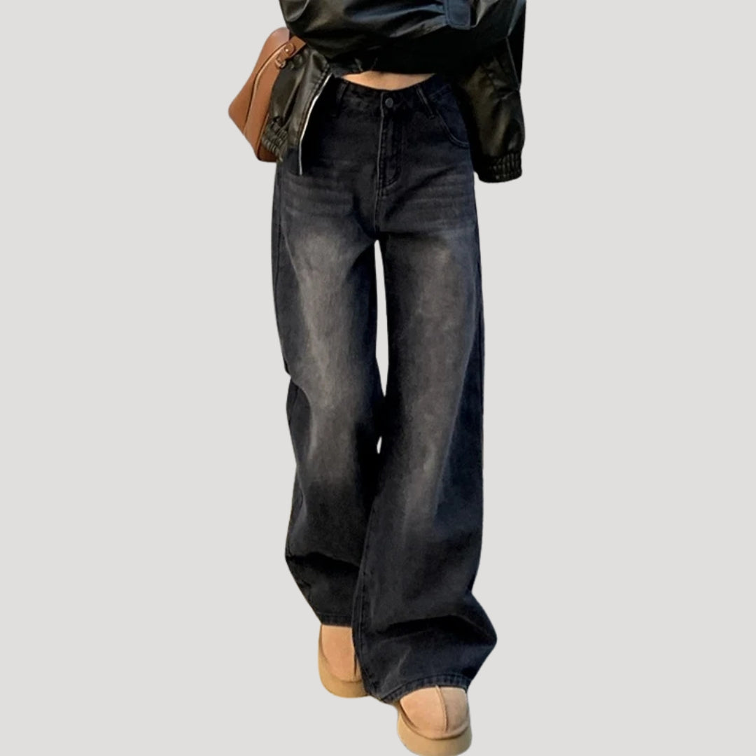 Dam svarta vida jeans med hög midja och rak passform