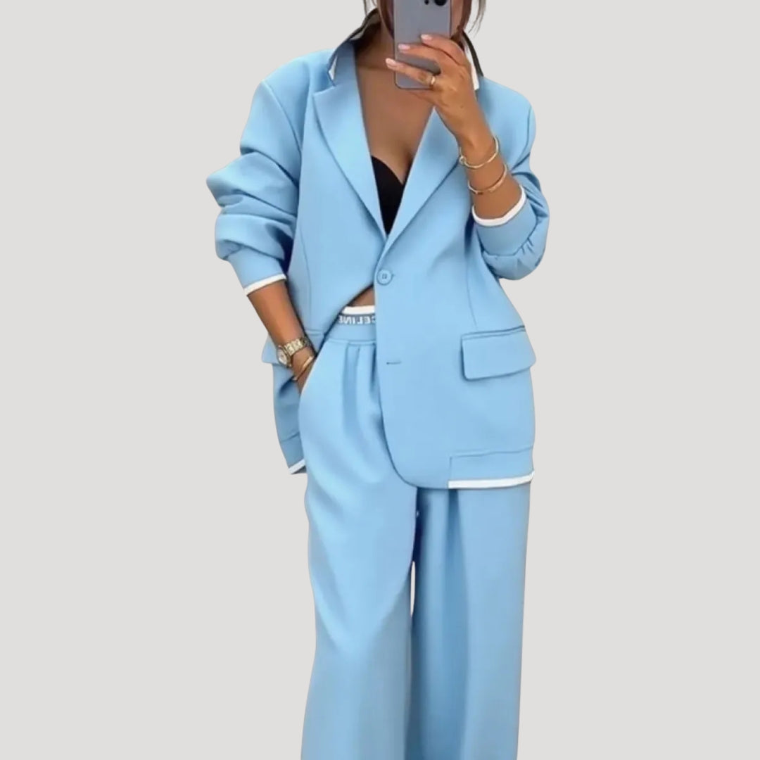 Dam kostym set med oversized kavaj och vida byxor