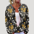 Dam stickad kofta med knappar och mönster