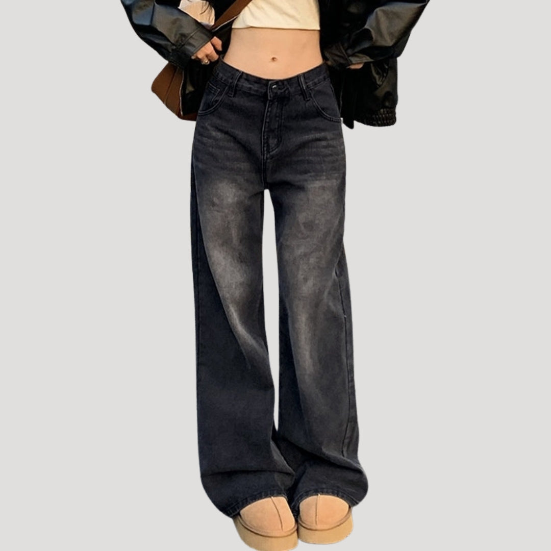 Dam svarta vida jeans med hög midja och rak passform