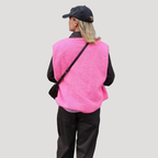 Dam Stickad Väst Med Knappar Texturerad