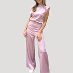 Dam jumpsuit vida ben ärmlös design elegant stil modern