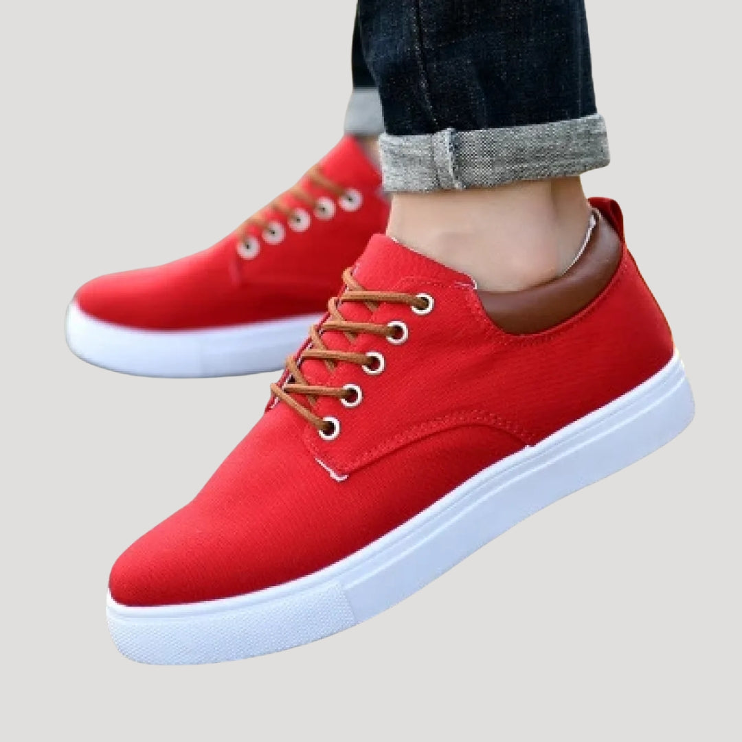 Dam sneakers i tyg med snörning låg modell