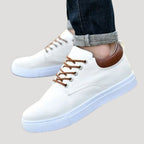 Dam sneakers i tyg med snörning låg modell