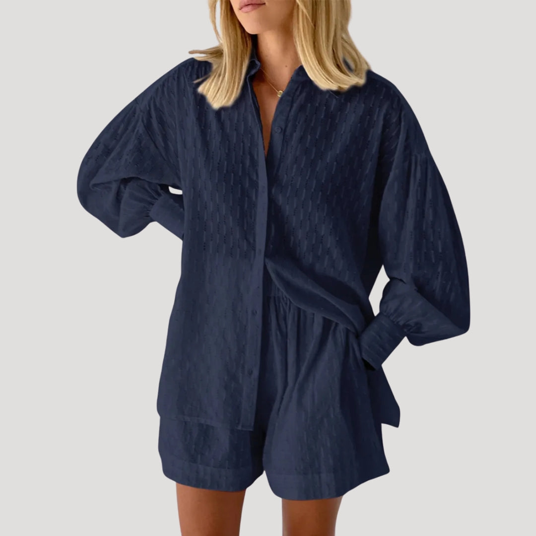 Dam tvådelat set med skjorta och shorts