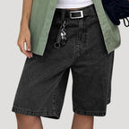 Dam svarta jeansshorts i bermudamodell med raka ben