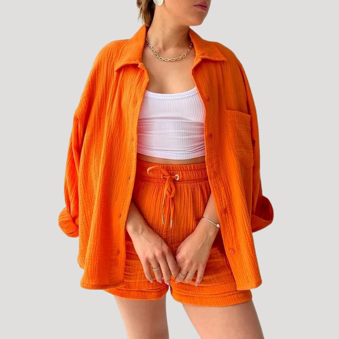 Dam tvådelat set med skjorta och shorts