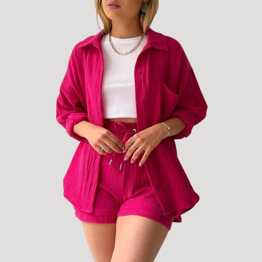 Dam tvådelat set med skjorta och shorts