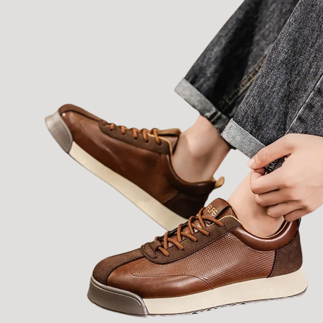 Herr sneakers låg modell med snörning casual stil