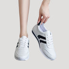 Dam sneakers med snörning och låg profil