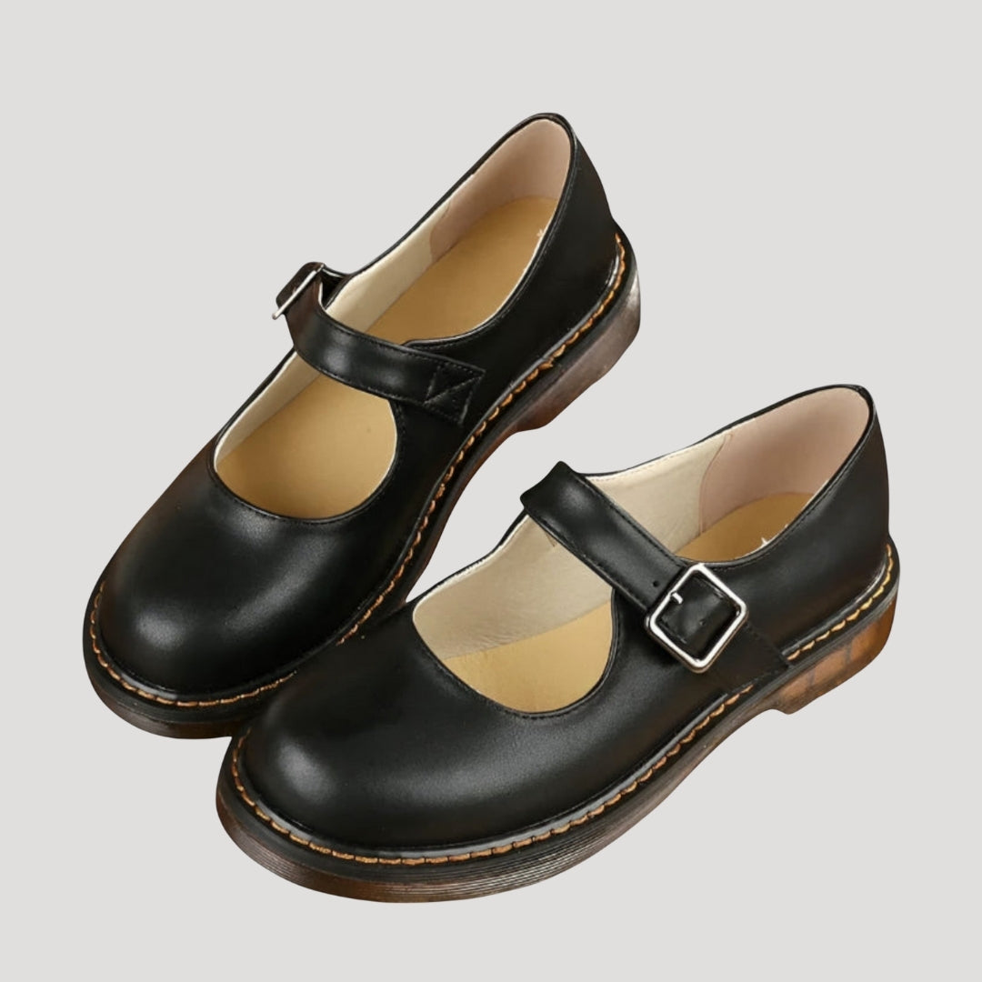 Dam ballerinaskor i läder med rem