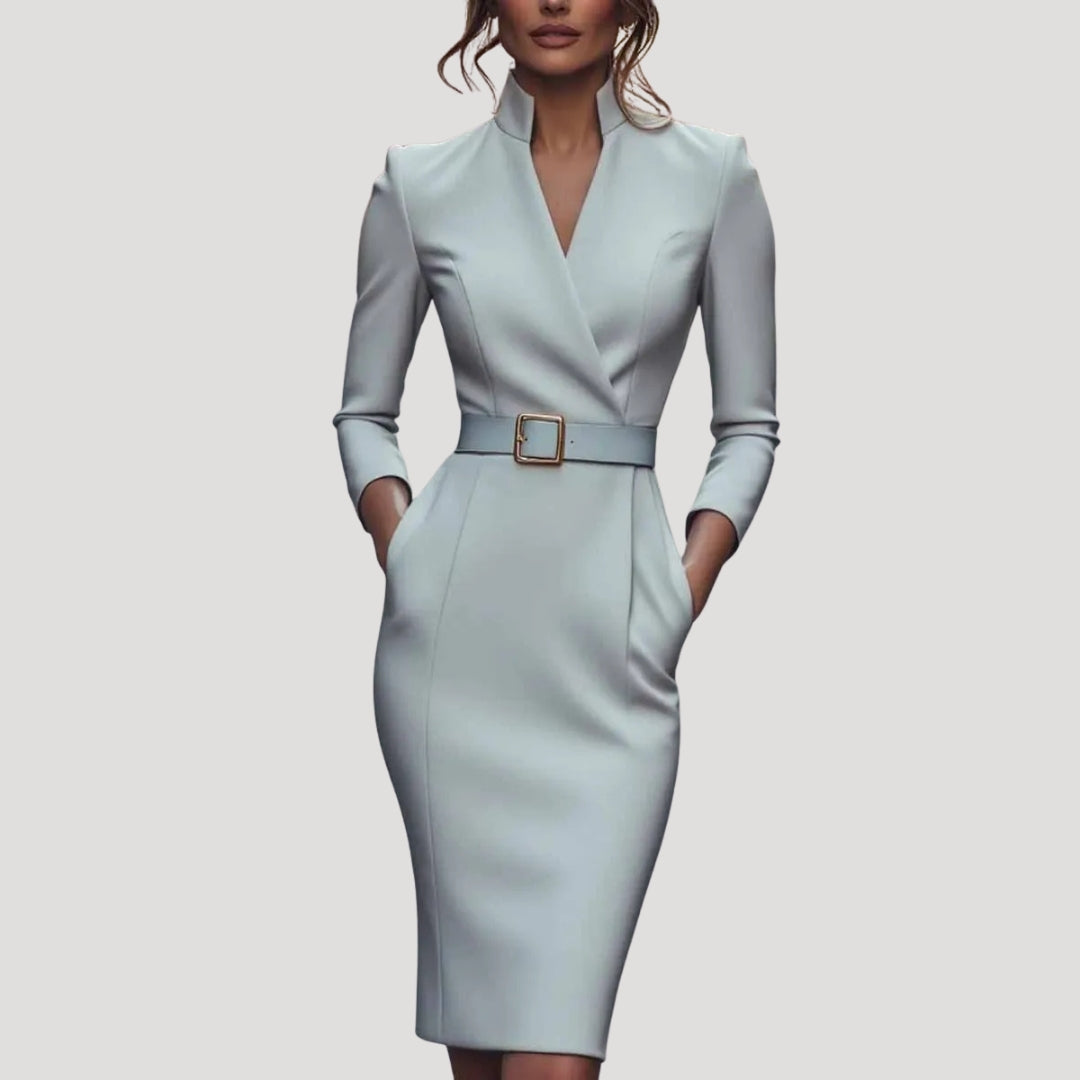 Dam elegant långärmad fodralklänning med bälte