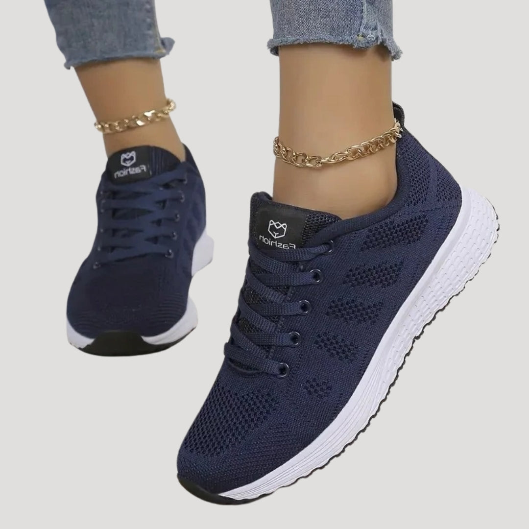 Sneakers dam – träningsskor med mesh och snörning
