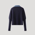 Kofta dam – mörkblå stickad cardigan med denimdetaljer