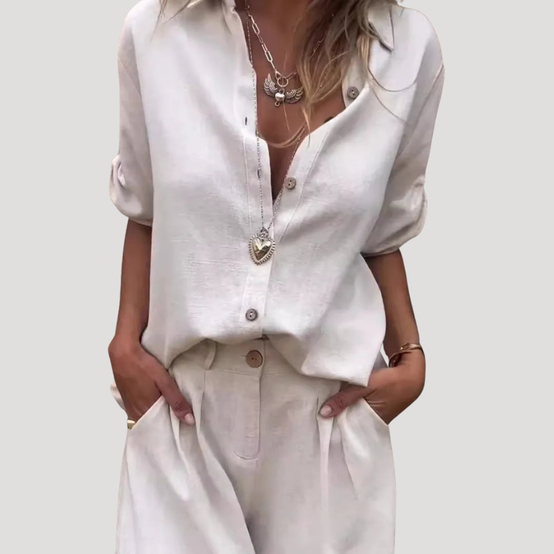 Dam tvådelat set med skjorta och shorts