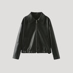 Dam bikerjacka i konstläder med dragkedja för vardagsbruk