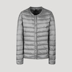 Dam lång svart pufferjacka för kallt väder