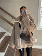 Dam överdimensionerad lammull jacka med patchwork-design 2