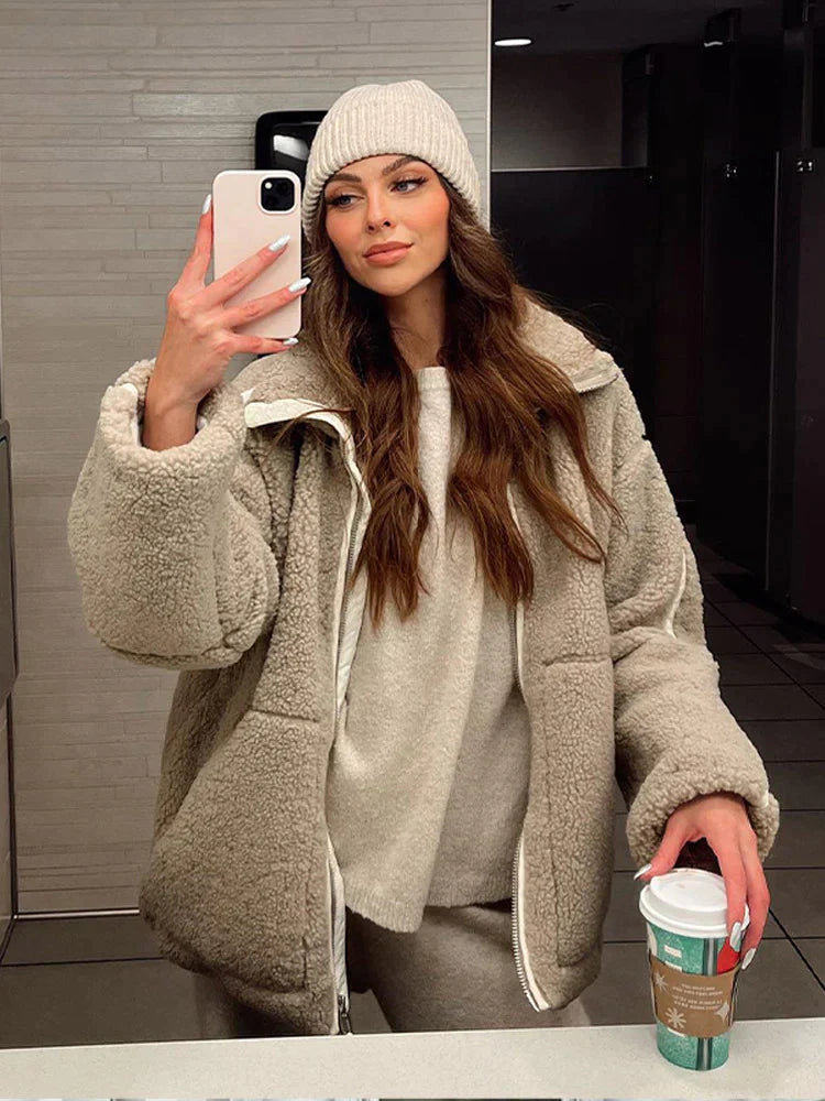 Dam överdimensionerad lammull jacka med patchwork-design 4