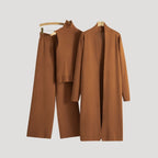 Dam stickad lång kofta med polokrage för vinter