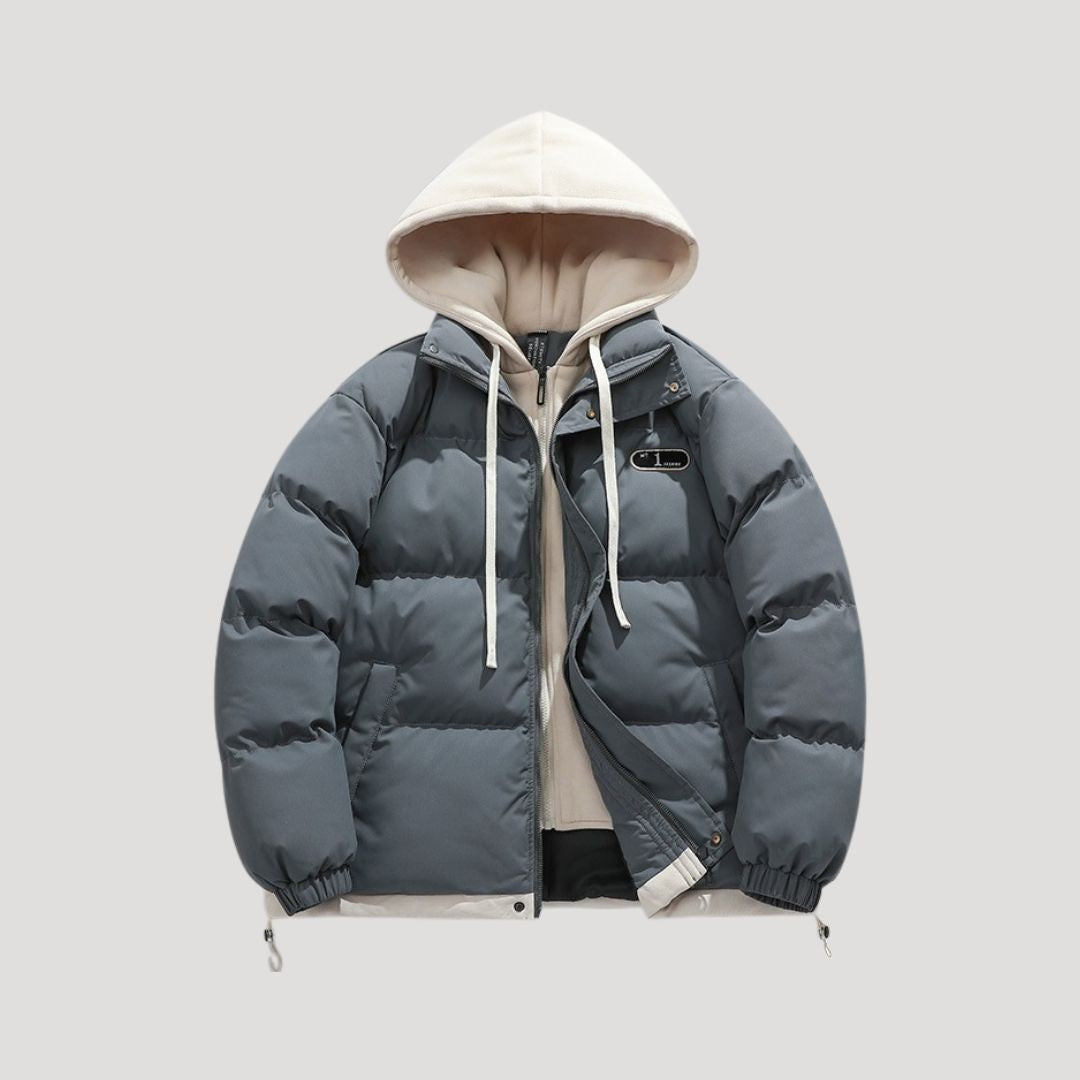 Herr svart pufferjacka quiltad med huva för vinterbruk