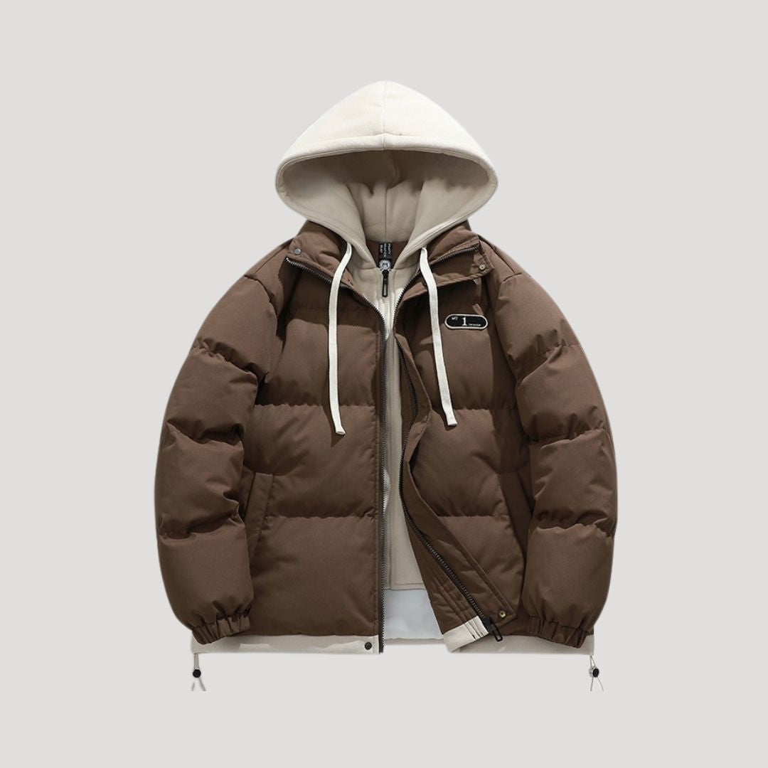 Herr svart pufferjacka quiltad med huva för vinterbruk